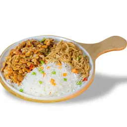 دجاج	مع أرز ومكرونه